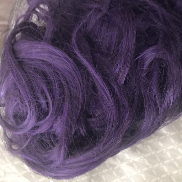 New Uncut Lace Front Lit Unicorn Long Purple Wavy Synthetic Wig - Picture 2 of 8